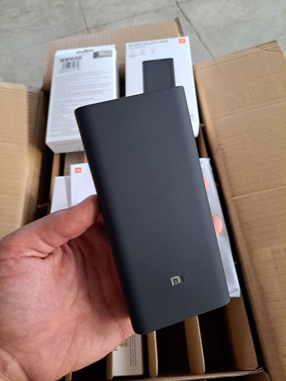 پاوربانک ۲۰۰۰۰ اصلی شیائومی