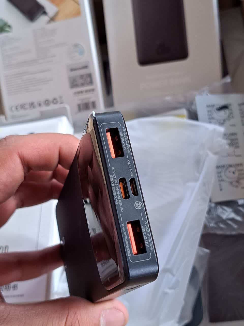 baseus digital display 10000mah